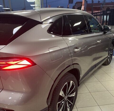 Mg HS MG HS LUXURY MY 2025 completo