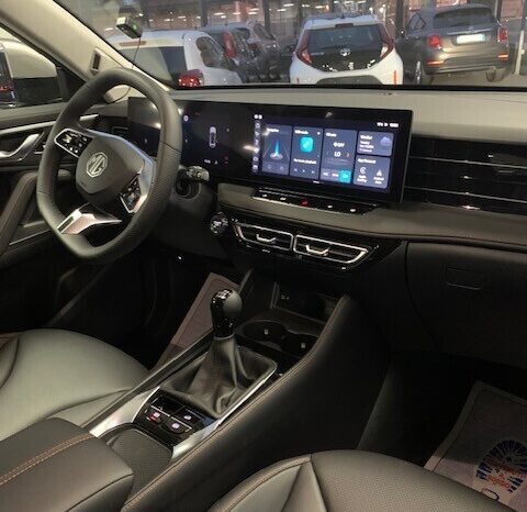 Mg HS MG HS LUXURY MY 2025 completo