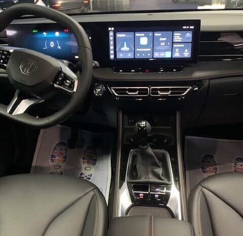 Mg HS MG HS LUXURY MY 2025 completo