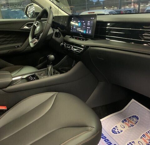 Mg HS MG HS LUXURY MY 2025 completo