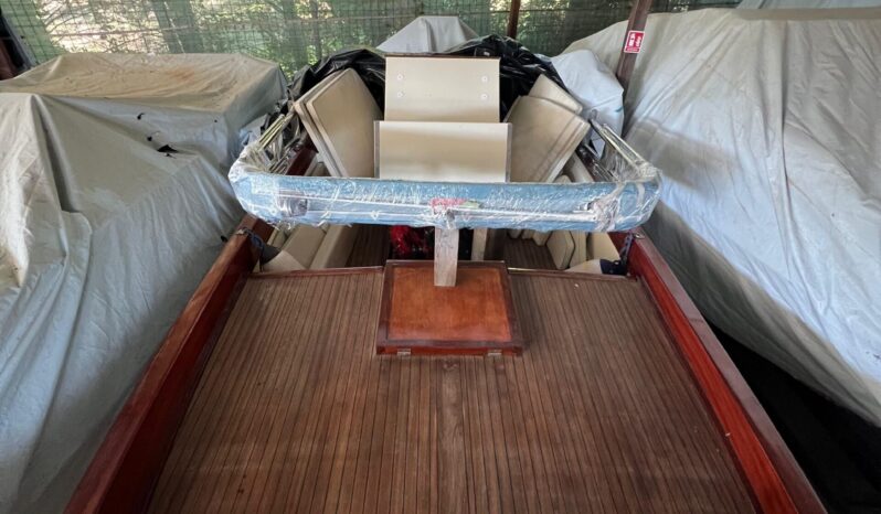 
								Gozzo 750 motore 110 cv completo									