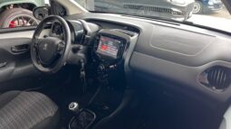 
										Peugeot 108 VTi completo									
