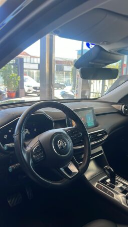 
										MG HS LUXURY AT completo									