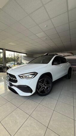 
										Mercedes-Benz GLA 200d completo									
