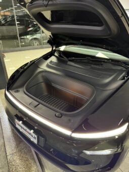 
										Tesla model Y completo									