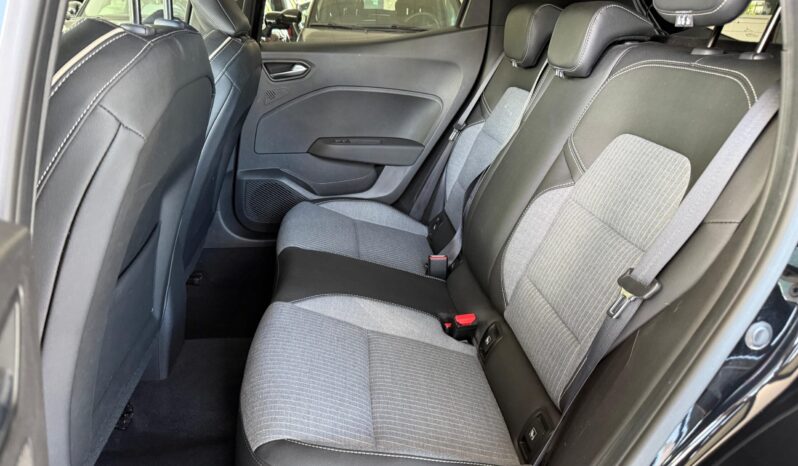 
RENAULT CLIO TECHNO completo									