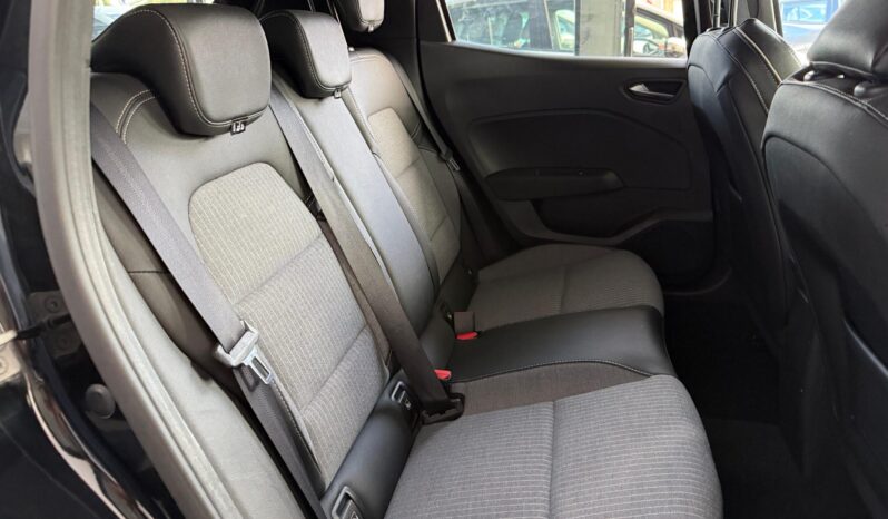 
RENAULT CLIO TECHNO completo									
