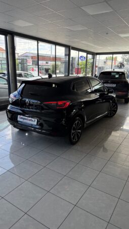 RENAULT CLIO TECHNO completo