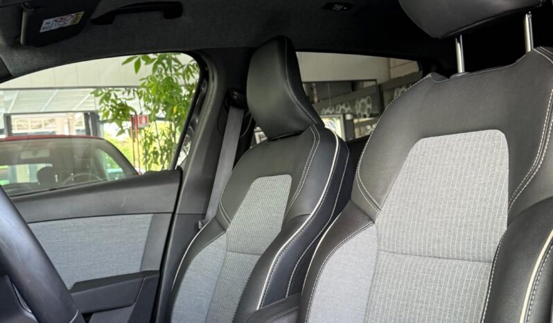 
RENAULT CLIO TECHNO completo									