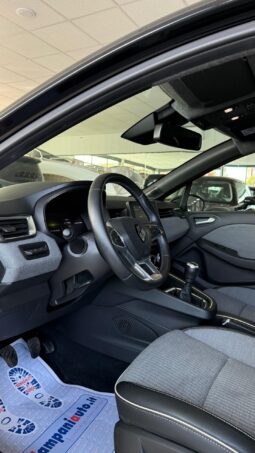 RENAULT CLIO TECHNO completo