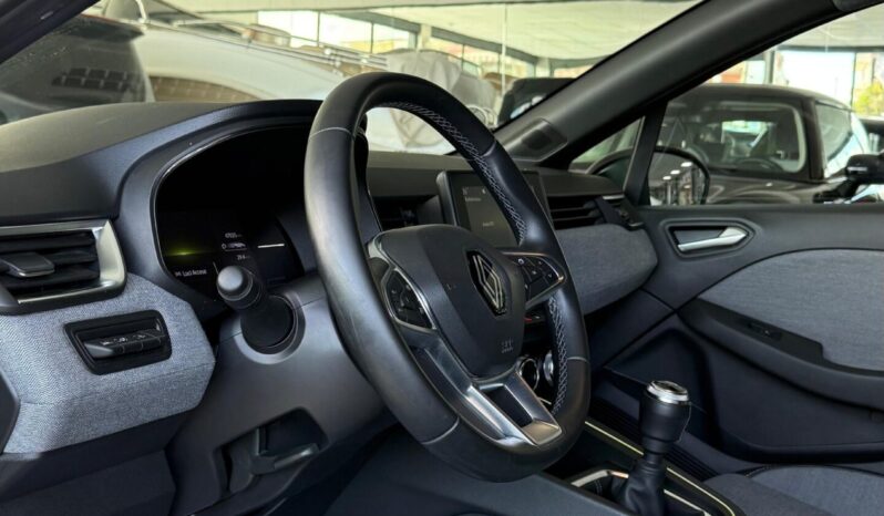 
RENAULT CLIO TECHNO completo									