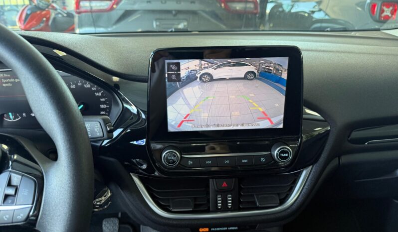 
FORD FIESTA CONNECT 1.1 75 CV GPL completo									