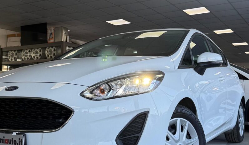 
FORD FIESTA CONNECT 1.1 75 CV GPL completo									
