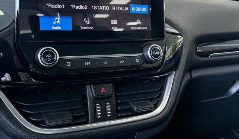 
FORD FIESTA CONNECT 1.1 75 CV GPL completo									