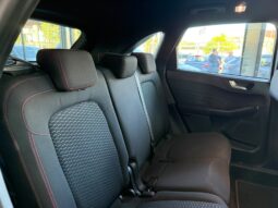 
FORD KUGA ST-LINE completo									