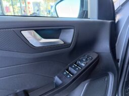 
FORD KUGA ST-LINE completo									