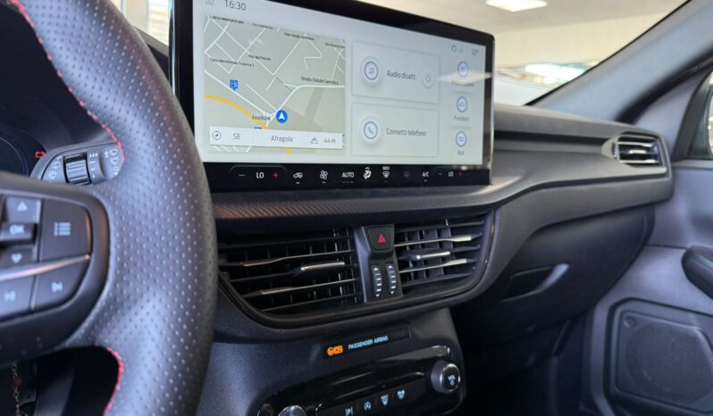 
FORD KUGA ST-LINE completo									