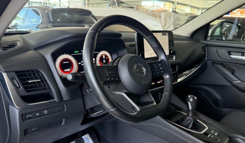 
Nissan Qashqai N-Connecta completo									