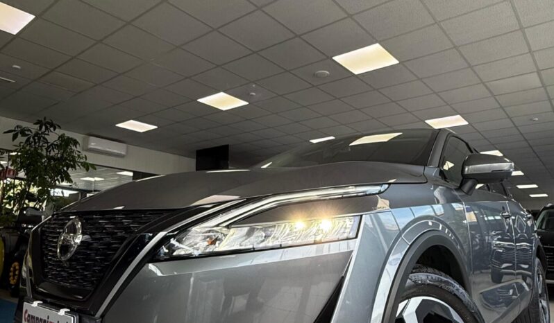 
Nissan Qashqai N-Connecta completo									
