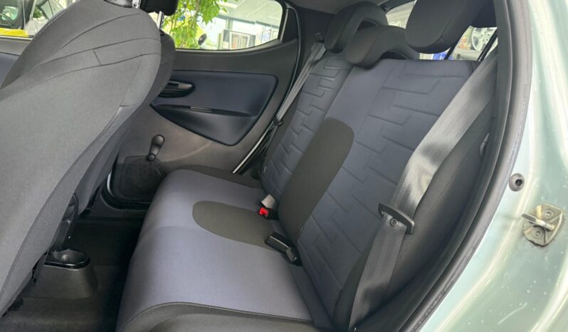 
Lancia Ypsilon Ecochic Platino completo									